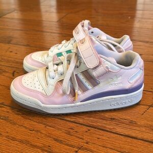 Adidas Girls Forum Low “White Pulse Amber”